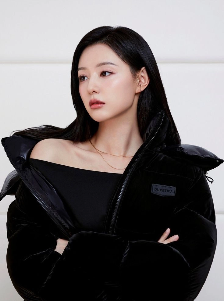 ảnh kim ji won 