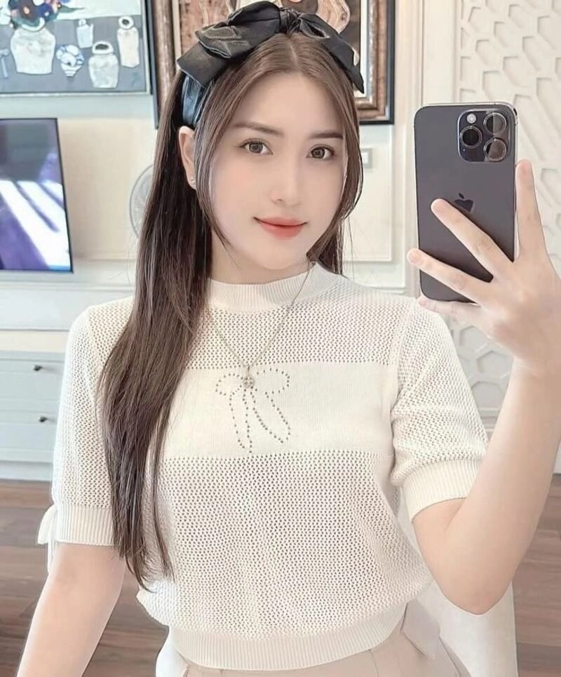 ảnh gái selfie